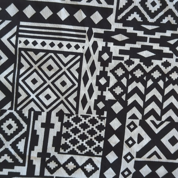 Faded Glory High Low Sleeveless Top XL Black White Pattern - Picture 7 of 14